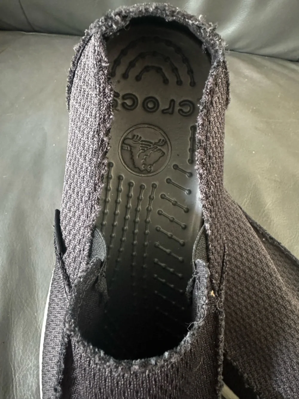 CROCS Men’s Black Slip-On Knit Loafers with White Sole - Picture 2 of 6